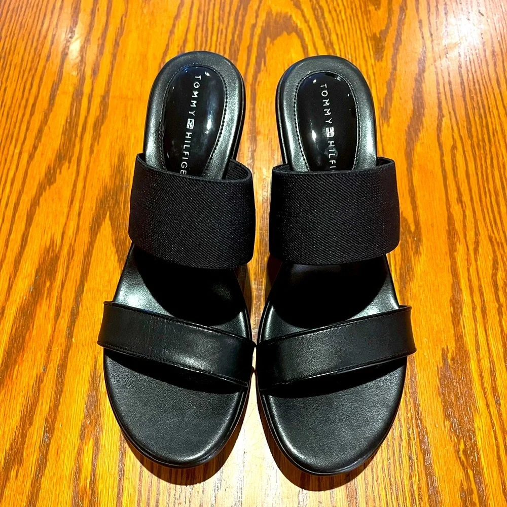 Tommy Hilfiger Black Slide-On Alessa Wedge, Size 8 NEW (no box) - Picture 1 of 7